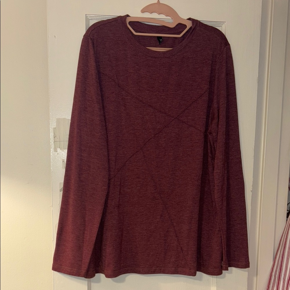 Women's Burgundy Long Sleeve Top